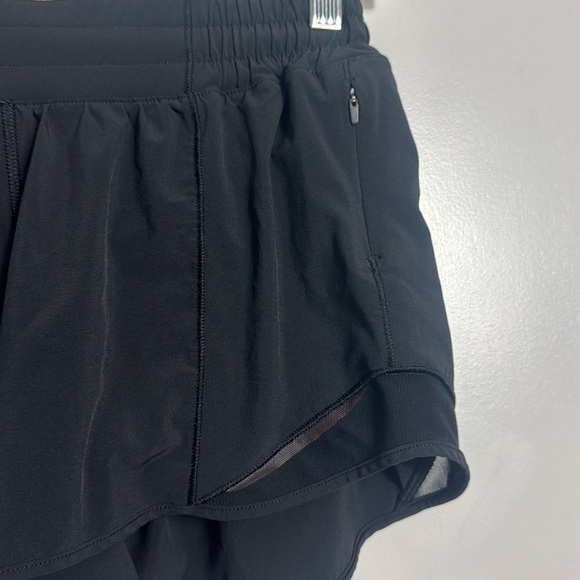 Lululemon Hotty Hot Short II Long 4" Black Size 6 Tall - Picture 3 of 13